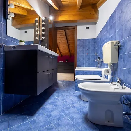 Appartamento Leonardo Academy In 5' - Parcheggio Gratis - Laghi & Wi-fi