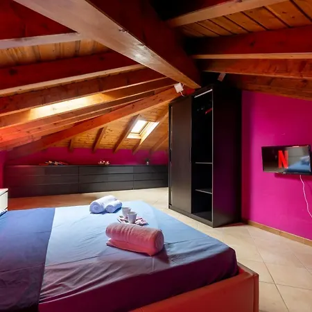 Leonardo Academy In 5' - Parcheggio Gratis - Laghi&wi-fi Sesto Calende