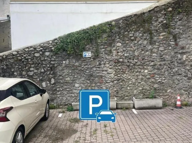 Leonardo Academy In 5' - Parcheggio Gratis - Laghi & Wi-fi Apartamento Sesto Calende