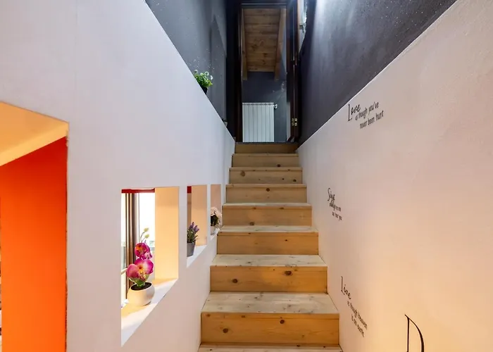 Leonardo Academy In 5' - Parcheggio Gratis - Laghi & Wi-fi *